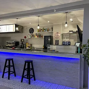 hostal-restaurante-avenida-de-madrid.catalonia-hotels.com/